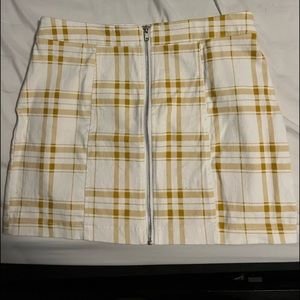 Forever 21 plaid mini skirt
